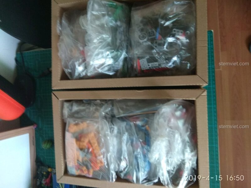 Túi linh kiện bộ đồ chơi mô hình Đế trưng bày mecha SY 1130, đầy đủ chi tiết
