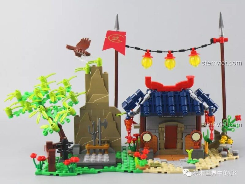 Mặt sau minifigure Tôn Ngộ Không và Quy Lão Tiên Sinh, hiển thị chi tiết trang phục, bộ lắp ghép SY1404 Võ Đài Đại Chiến Rồng Thần.