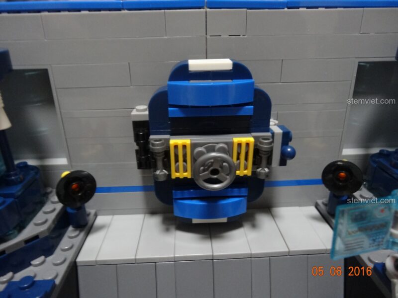 Một cấu trúc mô-đun khác của bộ lắp ghép SY368 Căn cứ Avengers, thể hiện tính linh hoạt trong lắp ráp.