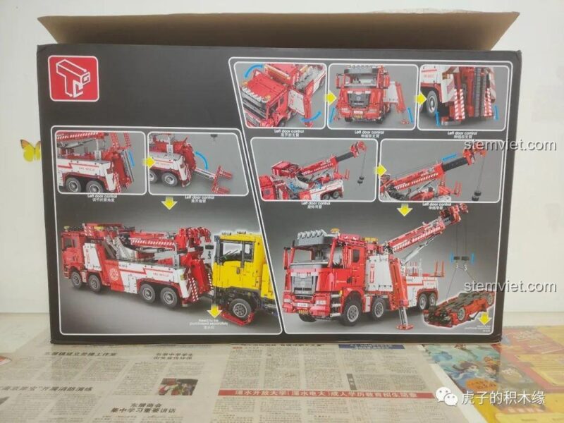 Mặt sau hộp bộ lắp ráp Xe Cứu Hỏa Taigaole T4007, thể hiện các tính năng điều khiển từ xa của xe cứu nạn 5030 mảnh