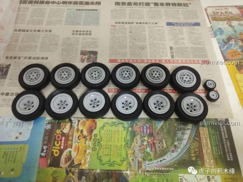 Các mảnh ghép của bộ lắp ráp Xe Cứu Hỏa Taigaole T4007, đồ chơi mô hình xe cứu nạn 5030 mảnh