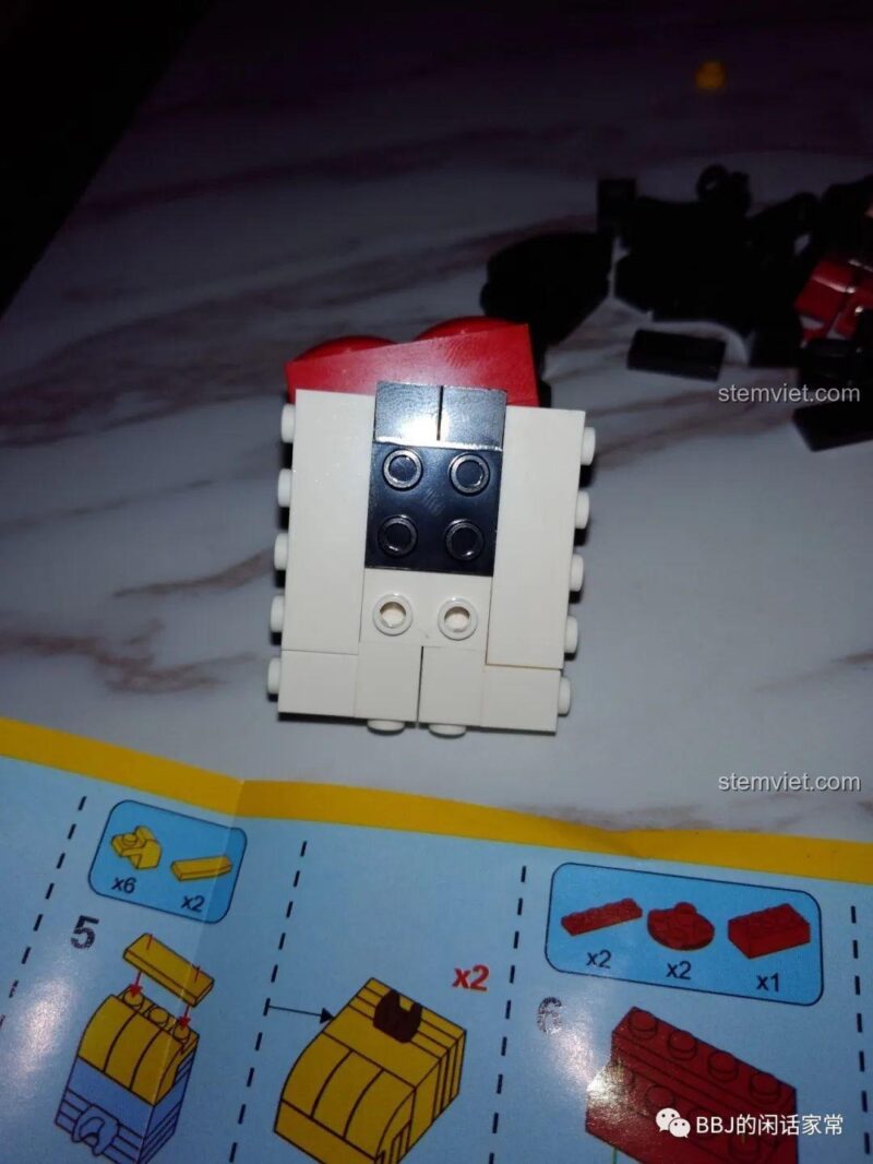 Quá trình lắp ráp 72100 Mickey Mecha