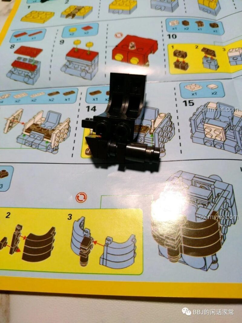 Quá trình lắp ráp 72100 Mickey Mecha