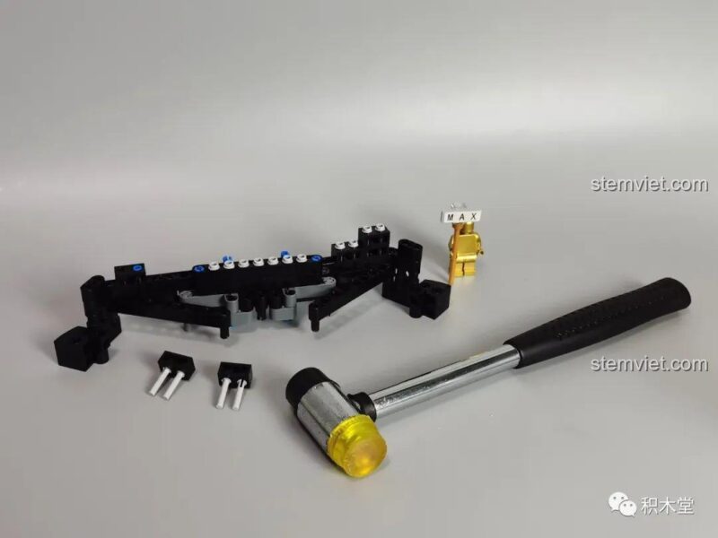 Cận cảnh đầu xe TGL T5023 với lưới tản nhiệt và đèn pha chi tiết.