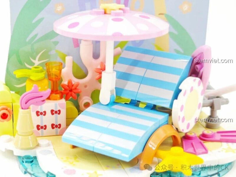 Mô hình Hello Kitty Bãi Biển TOP TOY TC2322 đã hoàn thành, cảnh Hello Kitty Tắm Nắng Xinh Đẹp