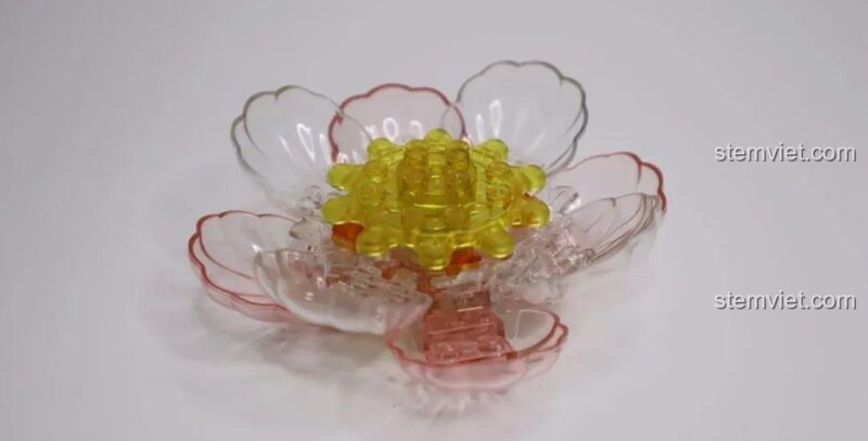 Đế đèn hoa phù dung trong suốt của bộ lắp ghép Wekki 516030 Đại Đường Thủ Diễn Dạ, chưa bật đèn.
