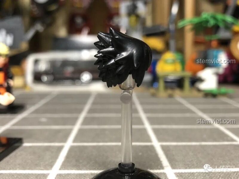 Minifigure Uchiha Sasuke WM2083 đồ chơi mô hình kèm vũ khí kunai và shuriken, tăng cường trải nghiệm chơi cho bé trai