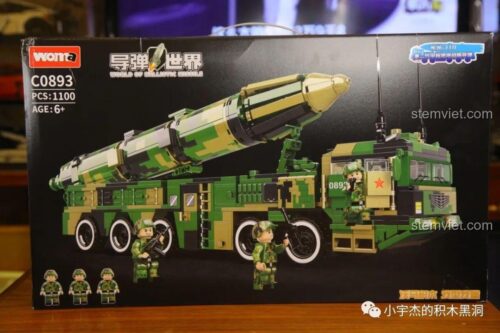Hộp bộ lắp ghép Xe tải quân sự mang tên lửa WOMA C0893, đồ chơi mô hình quân sự 1100 chi tiết, chất lượng cao, đáng tiền cho bé trai 6 tuổi.