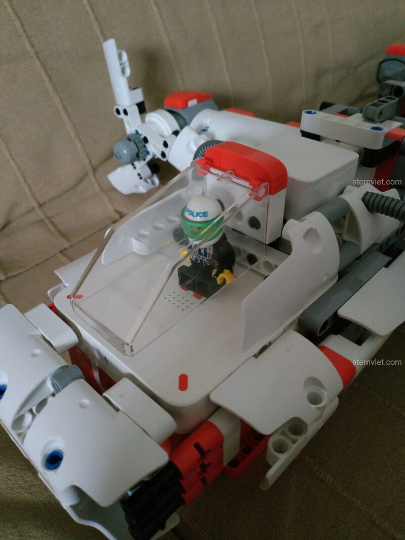 Robot Lắp Ghép Xiaomi MITU JMJQR01IQI - Chi tiết khoang lái