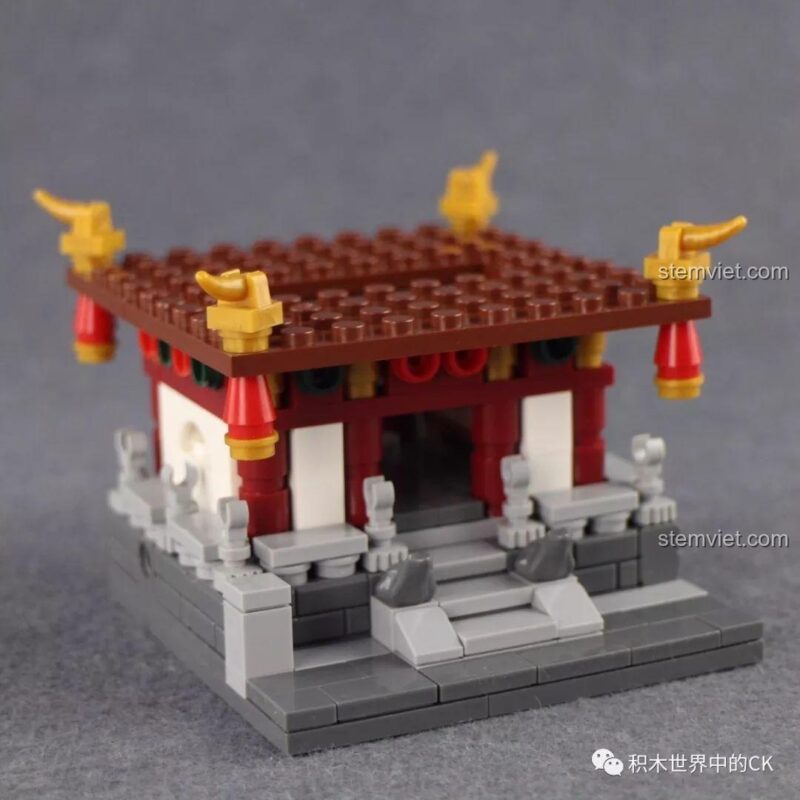 Đế của mô hình Vọng Giang Lâu từ bộ đồ chơi mô hình Mô Hình Phố Cổ Xingbao XB-01102C, thể hiện sự tỉ mỉ trong thiết kế.