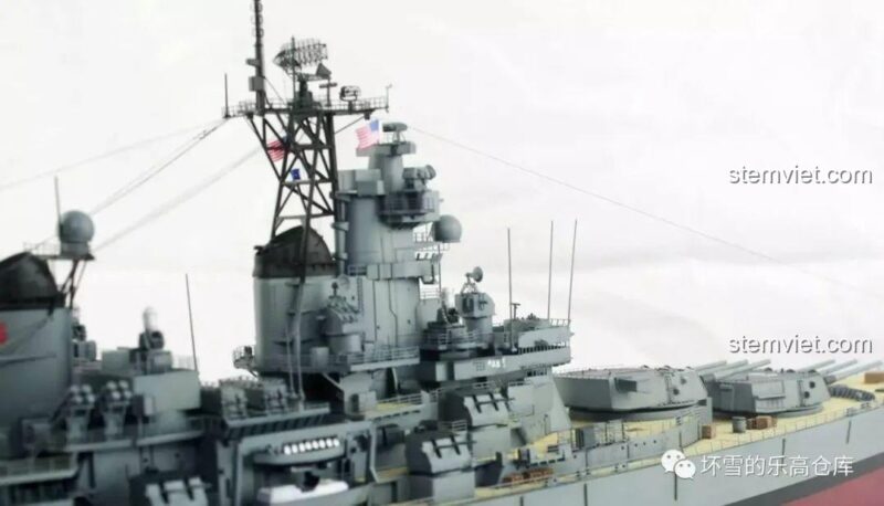 Cấu trúc thượng tầng của Thiết giáp hạm USS Missouri XB-06030, bộ lắp ghép quân sự Xingbao, đồ chơi mô hình chi tiết cao.
