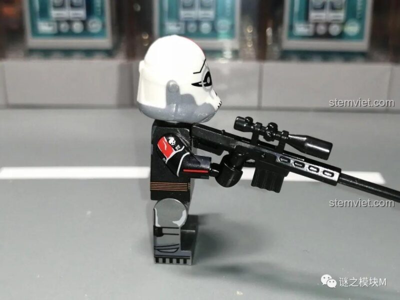 Minifigure Crosshair XINH X0307, với giáp Clone Force 99 và súng ngắm, đồ chơi lắp ghép Crosshair độc đáo.