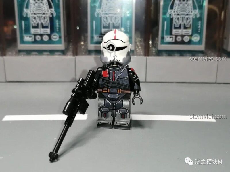 Minifigure Battle Damaged Stormtrooper XINH X0307 với vũ khí, đồ chơi mô hình Star Wars chất lượng cao.