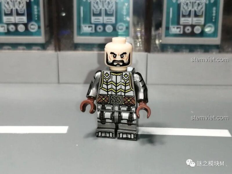 Minifigure lính lùn XINH X0314 cầm kiếm và khiên, giáp trụ dũng mãnh, bộ đồ chơi cho bé trai