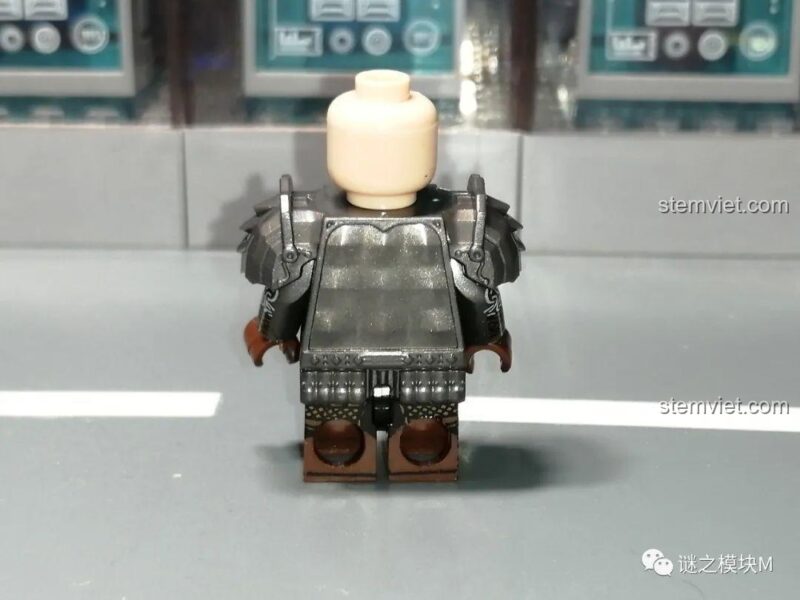 Minifigure Chiến Binh Người Lùn Koruit KT1040 kiểu B (mặt sau)