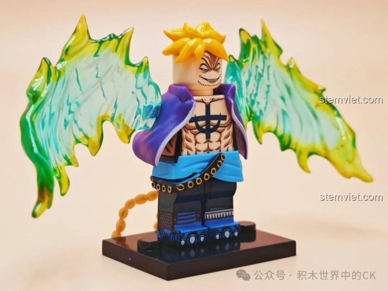 Bộ 8 Nhân vật One Piece XINH X0353 - Hình ảnh minh họa Monkey D Garp