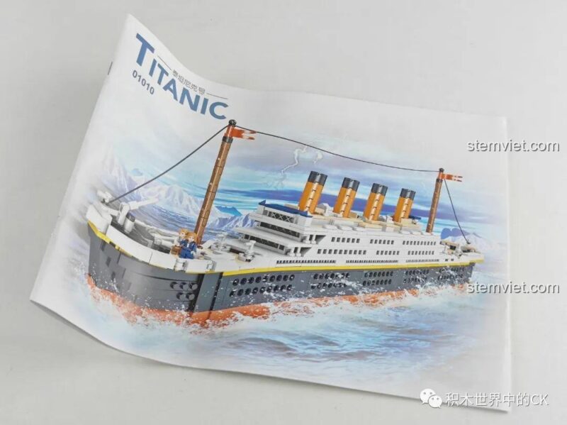 Sách hướng dẫn lắp ráp chi tiết của bộ xếp hình Tàu Titanic 01010.