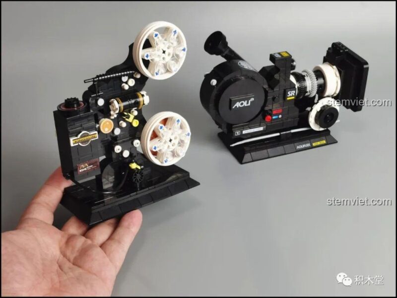 bộ lắp ghép Zhegao00906 mô hình trong tay