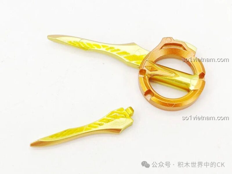 Cận cảnh vũ khí Circle Arms của Ultraman Trigger.