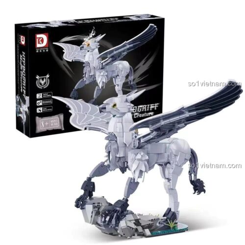 Hộp sản phẩm Mô hình Sinh vật Huyền bí Hippogriff DK 7036, có ghi 8+ và 698 mảnh