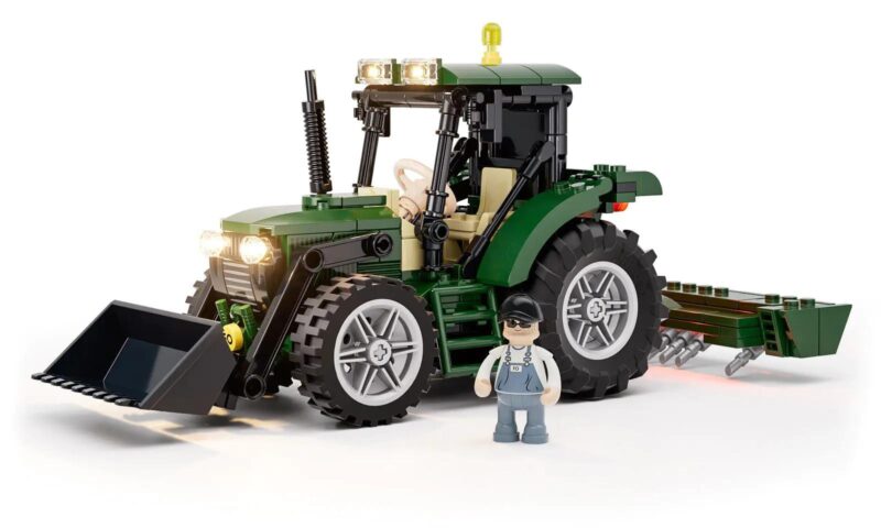 Máy kéo nông trại Funwhole F9205 màu xanh lá có đèn LED, gầu xúc, minifigure, 367 chi tiết, đồ chơi lắp ghép cho bé 8 tuổi