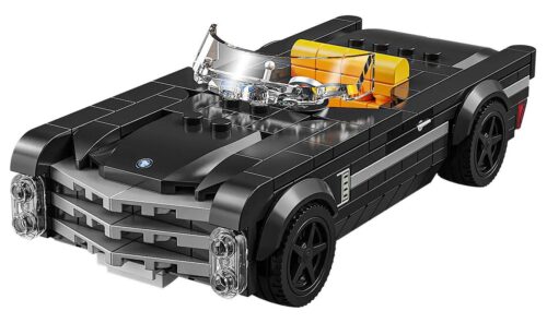 Mô hình hoàn thiện của bộ lắp ráp Xe Cadillac mui trần GAOMISI T1092, màu đen bóng sang trọng, phù hợp cho con trai 6 tuổi, giá rẻ.