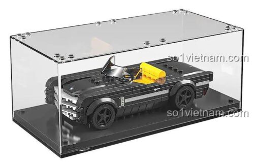 Đồ chơi mô hình GAOMISI T1092 Xe hơi cổ điển Cadillac được đặt trong hộp trưng bày mica trong suốt, một món quà giá tốt cho bé.