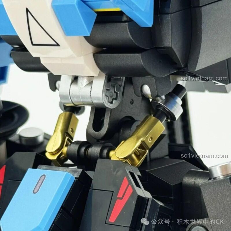 bộ lắp ghép Robot Vidar Iron-Blooded, đồ chơi mô hình JIESTAR 58145 - Cận cảnh lưỡi dao ở chân của mô hình Robot Vidar Iron-Blooded JIESTAR 58145, phù hợp bé trai 8 tuổi, giá bình dân.