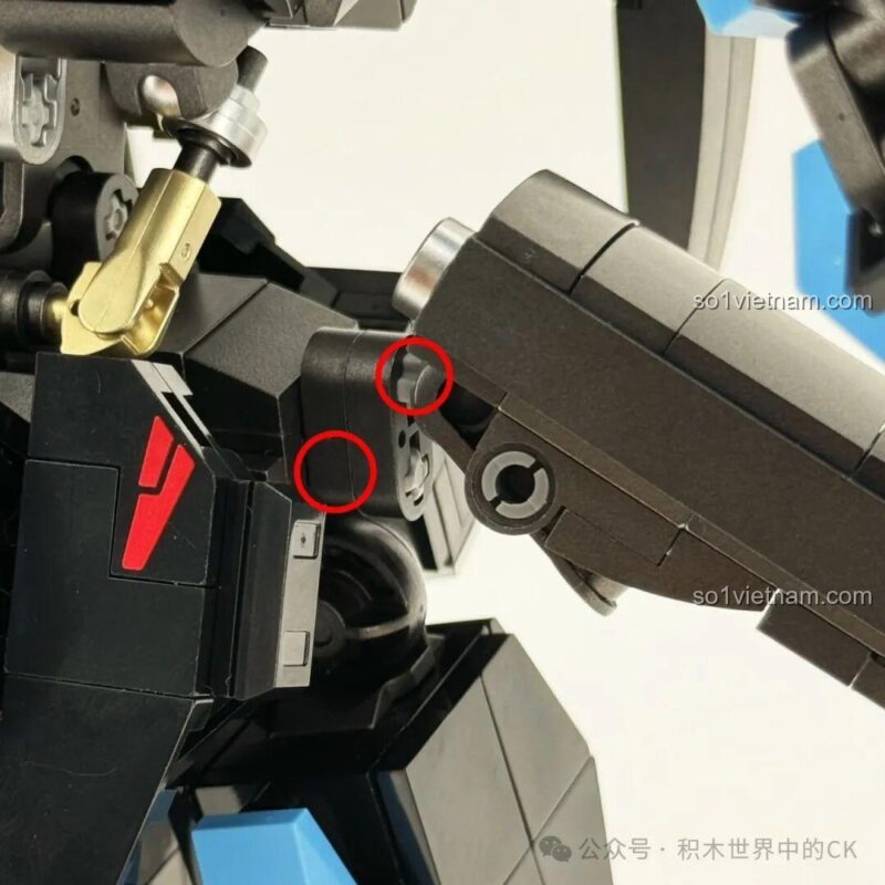 mô hình robot Mecha Vidar, bộ lắp ráp JIESTAR - Cận cảnh lưỡi dao ở chân của mô hình Robot Vidar Iron-Blooded JIESTAR 58145, phù hợp bé trai 8 tuổi, giá tốt.