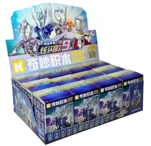 Hộp trưng bày bộ đồ chơi Keeppley 75108 chứa các hộp mù Ultraman Dazzling Flash Series 9, món quà hấp dẫn cho bé trai 8 tuổi.