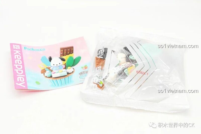 Ảnh review thực tế từ người dùng bộ đồ chơi Keeppley K20821 Pochacco và các mô hình Sanrio khác.