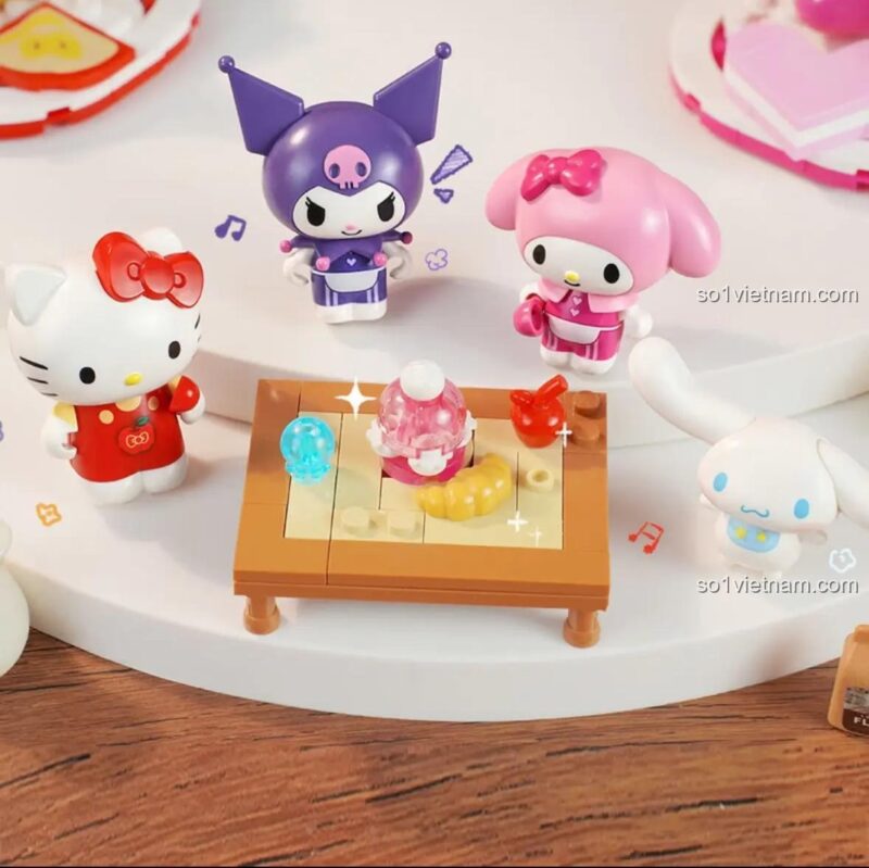 Cận cảnh 4 minifigure trong set Mô hình Hello Kitty và những người bạn 20882: Kuromi, My Melody, Hello Kitty, Cinnamoroll.