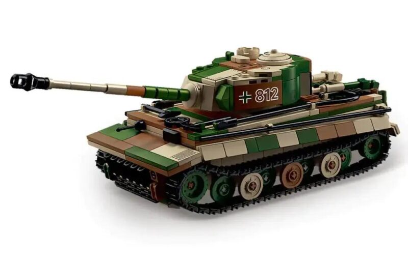 Bộ đồ chơi xe tăng Tiger 66083 Le-Yi, mô hình xe tăng quân sự chân thực, 706 mảnh ghép, 2 minifigures, độ tuổi 6+, cho bé trai