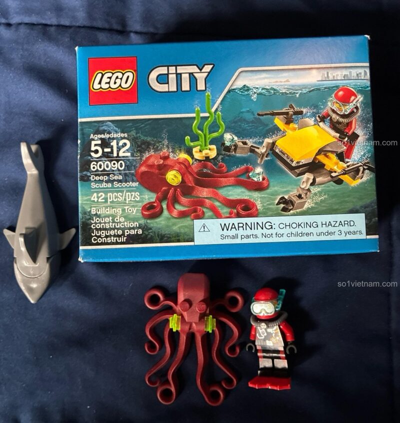 Đồ chơi lắp ghép LEGO® 60090 Xe lặn biển sâu đã lắp ráp, kèm mô hình cá mập, ảnh review thực tế, đáng tiền cho bé trai.