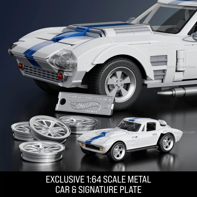 Siêu xe Corvette Grand Sport JGR31 đi kèm xe kim loại 1:64 độc quyền và biển tên.