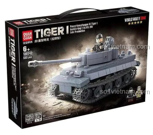 Mô hình hoàn thiện của bộ lắp ghép Xe tăng Tiger I Quan Guan 100242. Xe tăng màu xám chi tiết với một minifigure lính xe tăng ngồi trên tháp pháo. Đồ chơi cho bé trai 6 tuổi, giá rẻ.