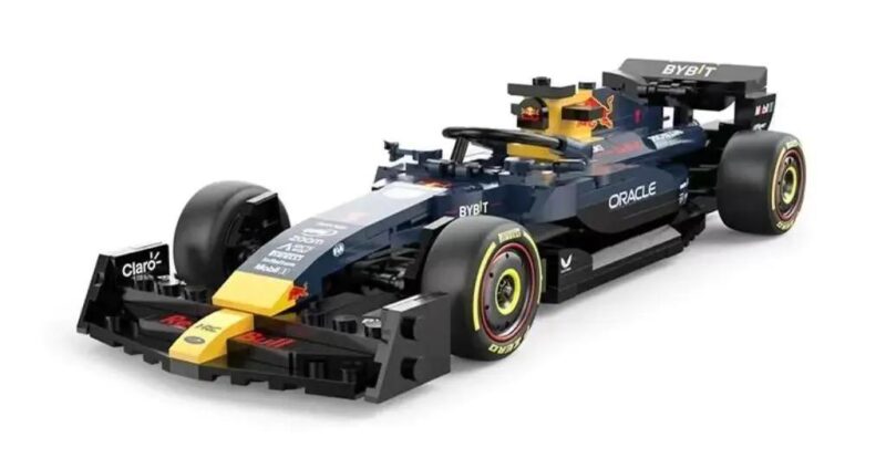 Mô hình bộ lắp ghép Xe Đua F1 Red Bull RB19 mã 92500 của RASTAR, góc nhìn chính diện, đồ chơi cho bé trai 6 tuổi, giá rẻ.