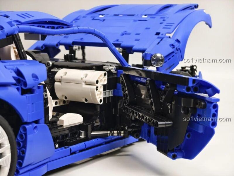 Ghế trước có thể gập của bộ lắp ghép Reobrix 11010 Maserati GranTurismo, mô phỏng chức năng xe thật, đồ chơi mô hình 5480 mảnh.