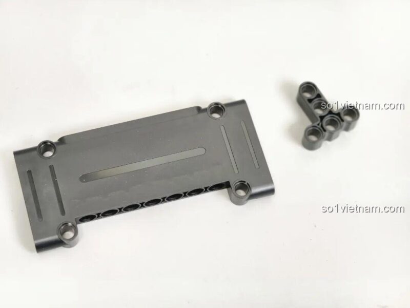 Tấm decal chuyển nhiệt cao cấp cho nội thất bộ lắp ghép Reobrix 11010 Maserati GranTurismo, tăng tính chân thực cho mô hình xe thể thao.