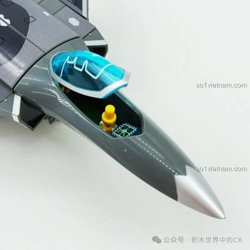 Sembo 2256 Máy Bay Chiến Đấu J-20, chi tiết buồng lái của máy bay J-20, chất lượng tốt, đáng tiền cho bé trai 6 tuổi