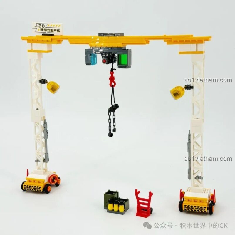 đồ chơi mô hình Xưởng Lắp Ráp Máy Bay J-20 Sembo 202256, cần cẩu gantry lớn, chi tiết cao, phù hợp bé trai 6 tuổi