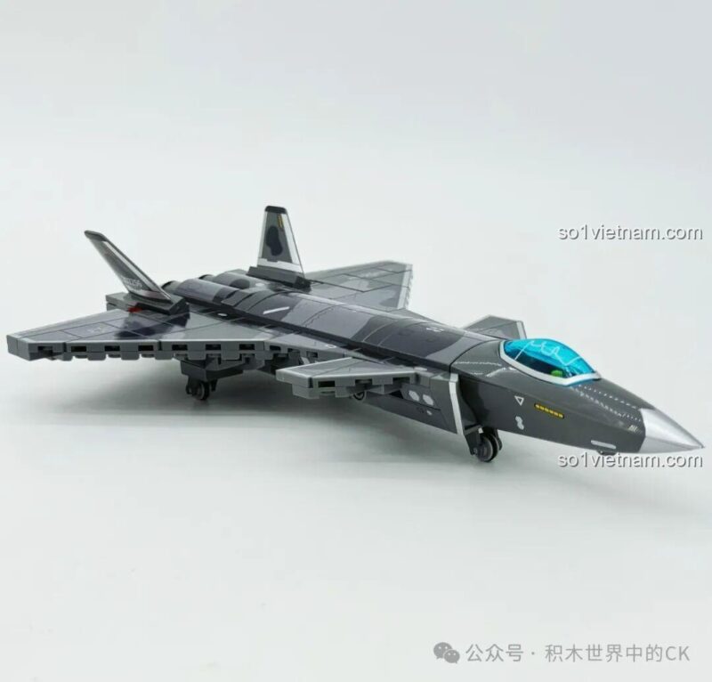 Dây Chuyền Sản Xuất Máy Bay Chiến Đấu J-20 202256, máy bay J-20 hoàn chỉnh từ góc nhìn phía trước cao, chi tiết cao, phù hợp bé trai 6 tuổi