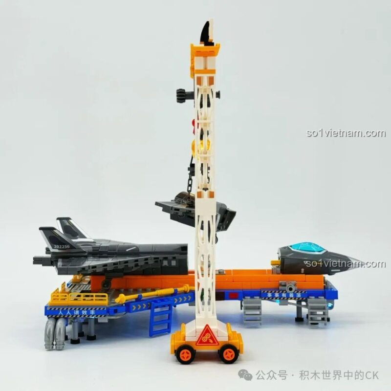 bộ đồ chơi Máy Bay Chiến Đấu J-20 Sembo 202256, toàn cảnh dây chuyền sản xuất từ góc thấp, mô hình độc đáo, giá tốt cho bé trai 6 tuổi