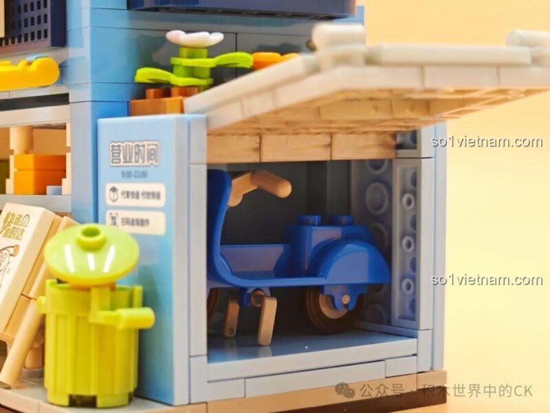 Gara chứa xe máy giao hàng bên trong mô hình Trạm Vịt Tân Binh SEMBO 612019, đồ chơi mô hình cửa hàng với nhiều bất ngờ, quà tặng bé gái 6 tuổi