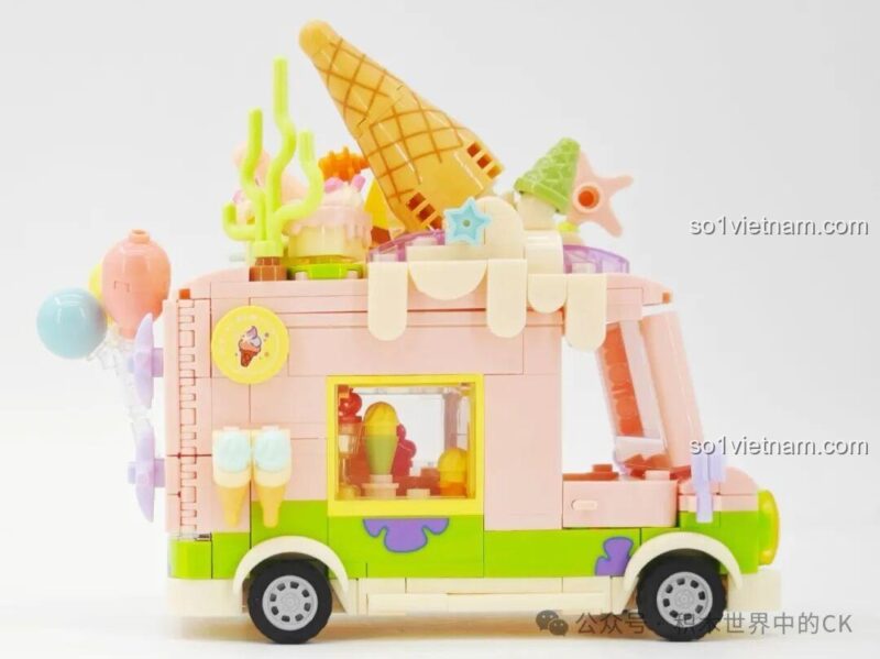 Minifigure Patrick Star trong bộ lắp ghép SEMBO 612218 Xe Kem Ngọt Ngào Patrick Star SpongeBob, nhân vật đáng yêu cho bé gái 6 tuổi.