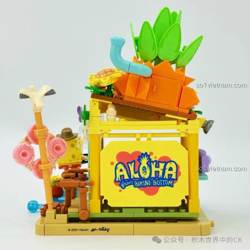 Mô hình và hộp sản phẩm SEMBO 612219 và 612220 đặt cạnh nhau