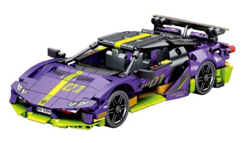 Ảnh chính diện bộ lắp ráp Siêu xe Lamborghini Sembo 715304 màu tím và xanh lá. Đồ chơi mô hình xe đua giá rẻ cho bé trai 6 tuổi.