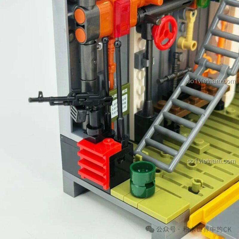 Chi tiết xe nâng hàng đi kèm bộ lắp ghép Xưởng Lắp Ráp Xe Tăng Chiến Đấu Chủ Lực ZTZ-99A, có thể di chuyển, giá tốt cho bé trai 8 tuổi
