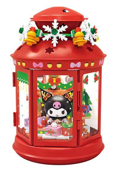 Ảnh chụp chính diện bộ lắp ghép Đèn lồng Kuromi TC2319. Mô hình đèn lồng màu đỏ với nhân vật Kuromi bên trong, phù hợp cho con gái 15 tuổi.