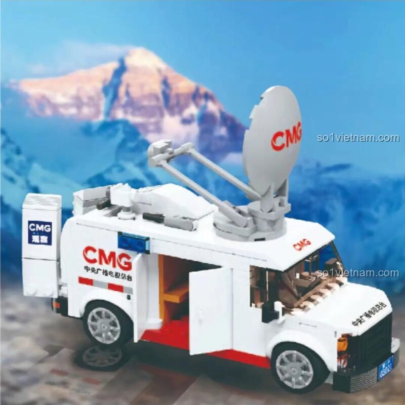 Bộ lắp ghép xe vệ tinh KU CMG YC-DZ025 265 mảnh trên nền núi